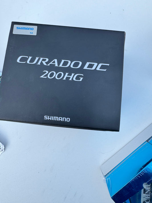 Shimano CURADO DC — Tamaño 200HG — Manija derecha — Sistema Control Digital