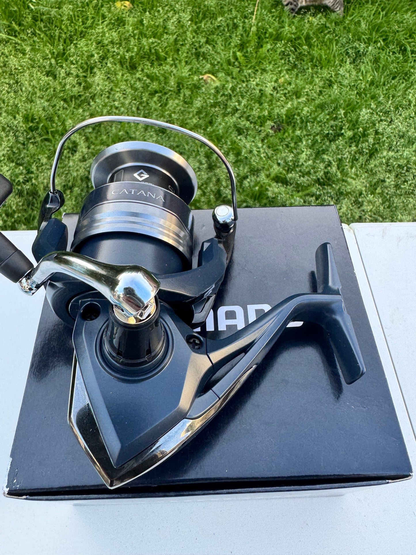 Shimano CATANA FE — Tamaño 4000HG — Reel Spinning