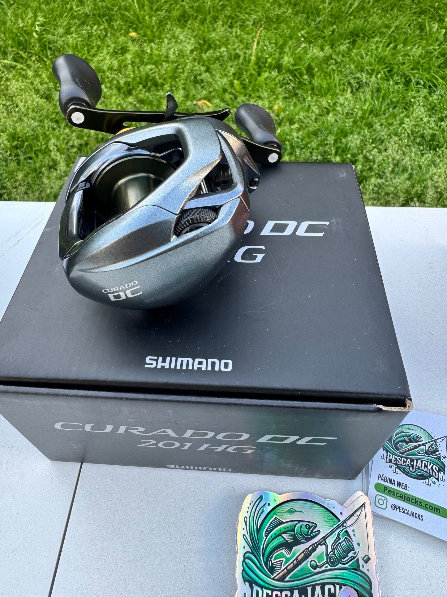 Shimano CURADO DC — Tamaño 201HG — Manija izquierda — Sistema control digital