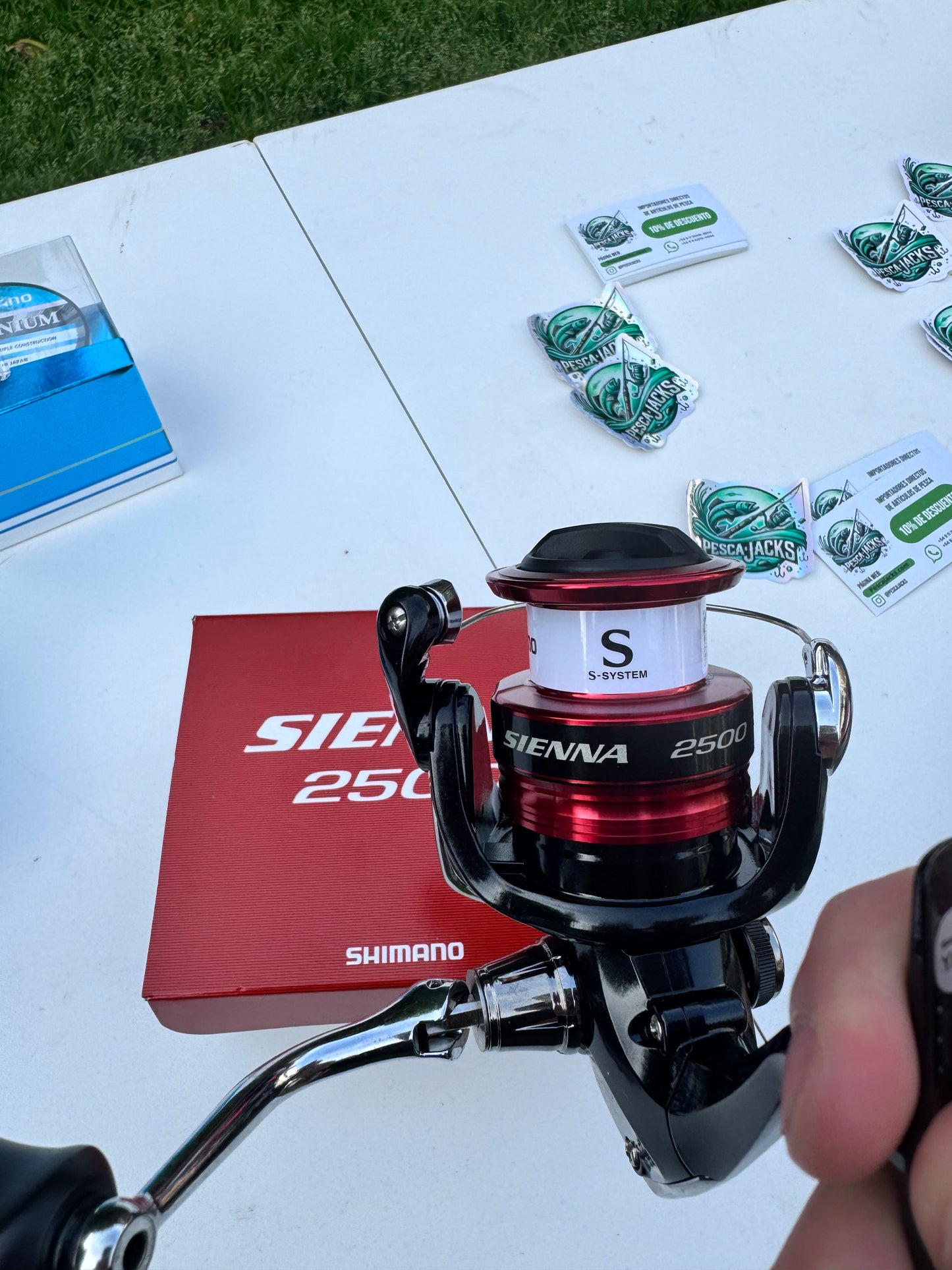Shimano SIENNA FG — Tamaño 2500 — Reel Spinning